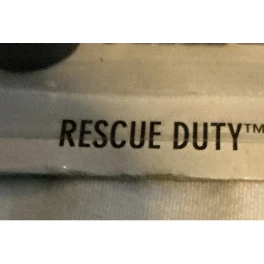 Hot Wheels‎ Treasure Hunt Rescue Duty, Green; 2014 HW City Series 47/250